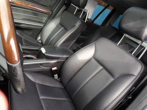 Used 2012 Mercedes-Benz GL 320 BlueTEC 4MATIC w/ Premium 1 Pkg image 13