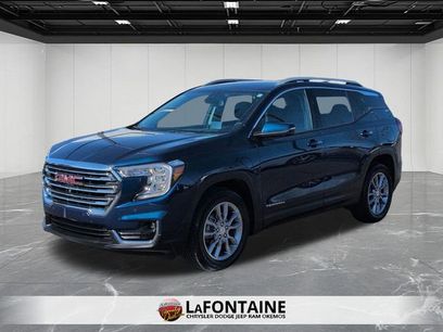 Used 2022 GMC Terrain SLT w/ Tech Package