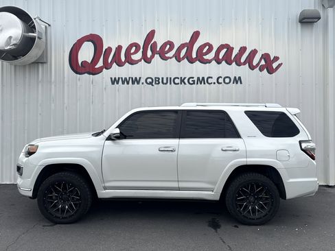 Used 2017 Toyota 4Runner Limited image 2