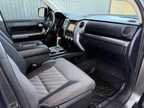Used 2018 Toyota Tundra SR5 image 12