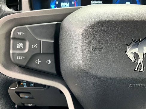 New 2025 Ford Bronco 2-Door AWD/4WD image 15