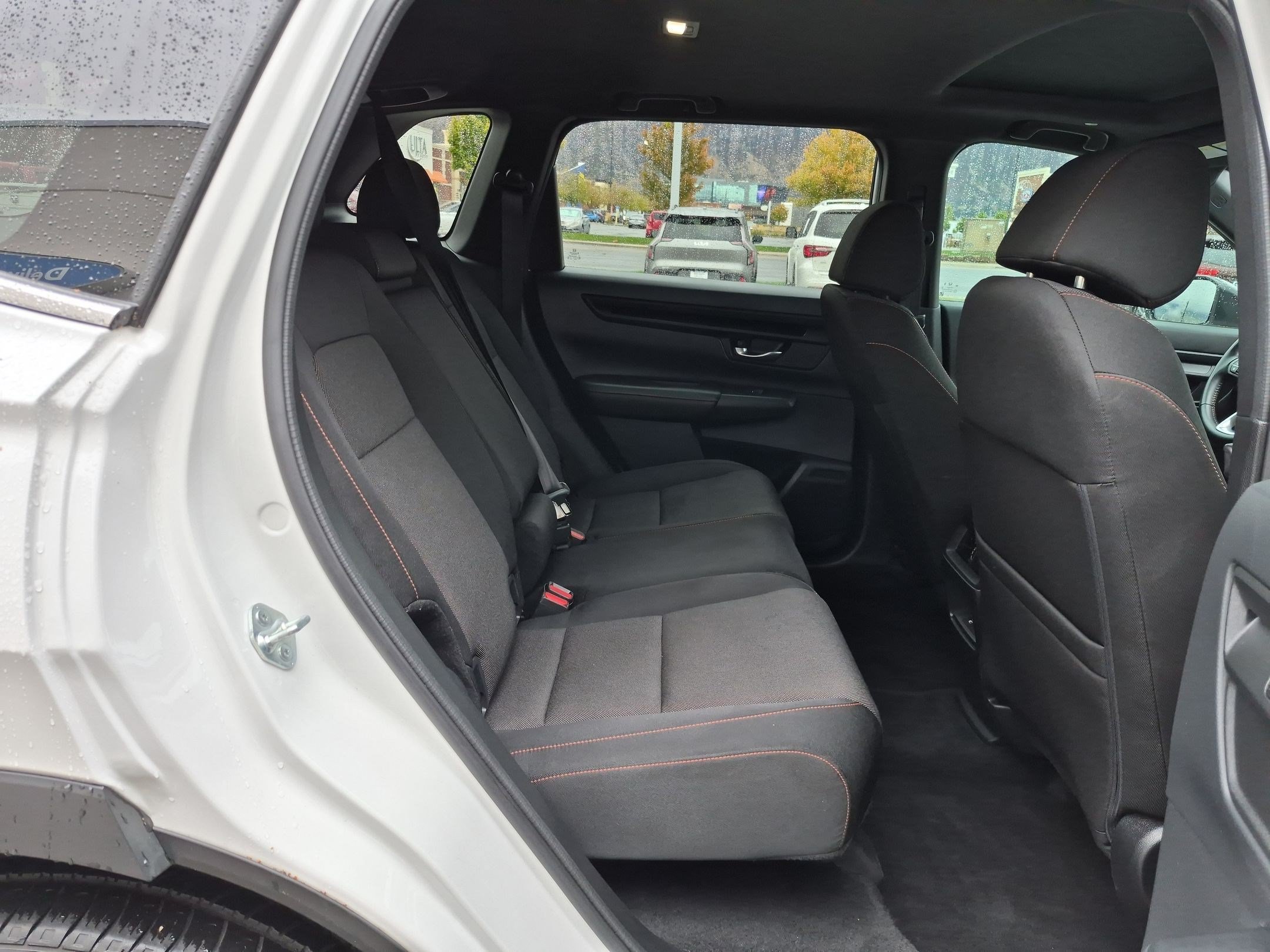Used 2025 Honda CR-V Sport image 33