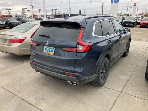 Used 2024 Honda CR-V Sport-L image 2