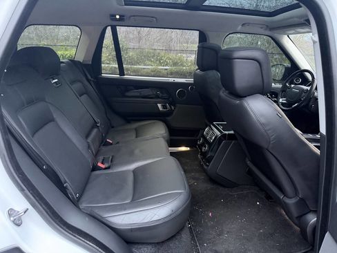 Used 2019 Land Rover Range Rover Long Wheelbase Supercharged image 26
