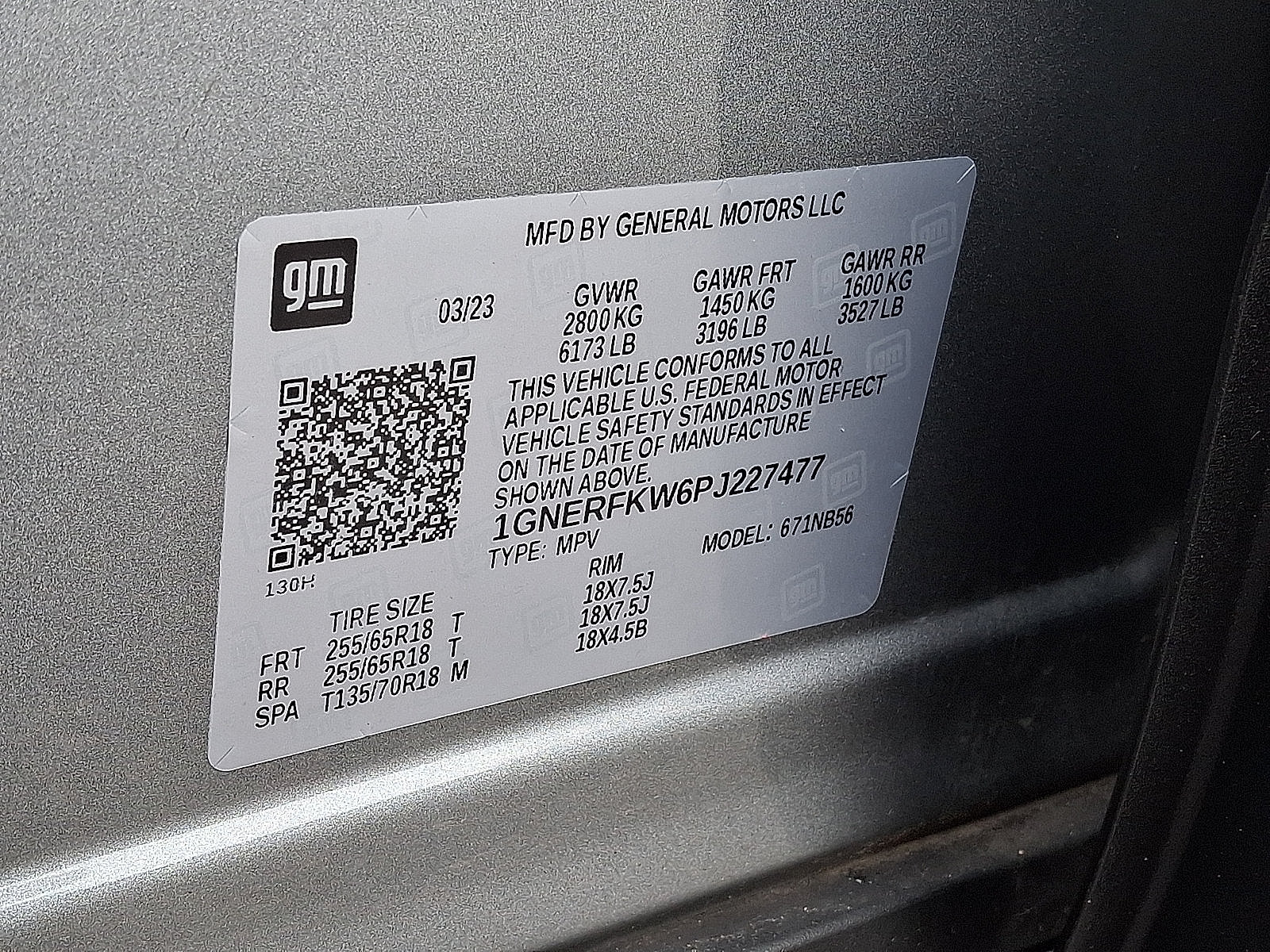 Used 2023 Chevrolet Traverse LS w/ Safety Package FWD image 28