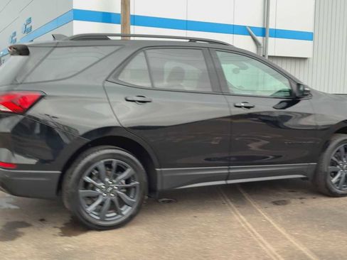 Certified 2024 Chevrolet Equinox RS image 2