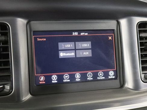 Used 2020 Dodge Charger SXT w/ Blacktop Package image 32