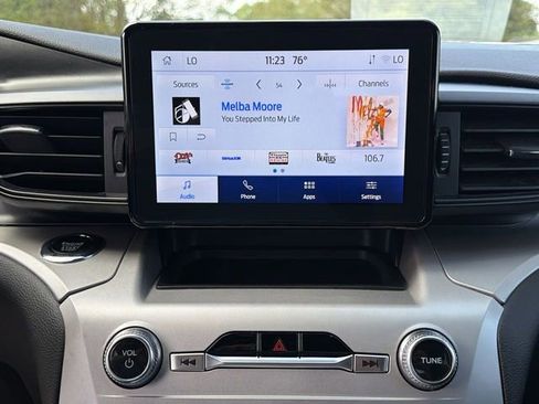 Used 2023 Ford Explorer XLT w/ Class IV Trailer Tow Package image 15