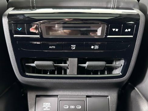 Used 2026 Acura MDX SH-AWD w/ Technology Package image 22