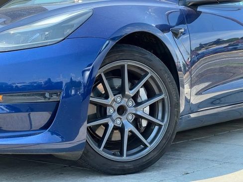 Used 2023 Tesla Model 3 Standard Range RWD image 2