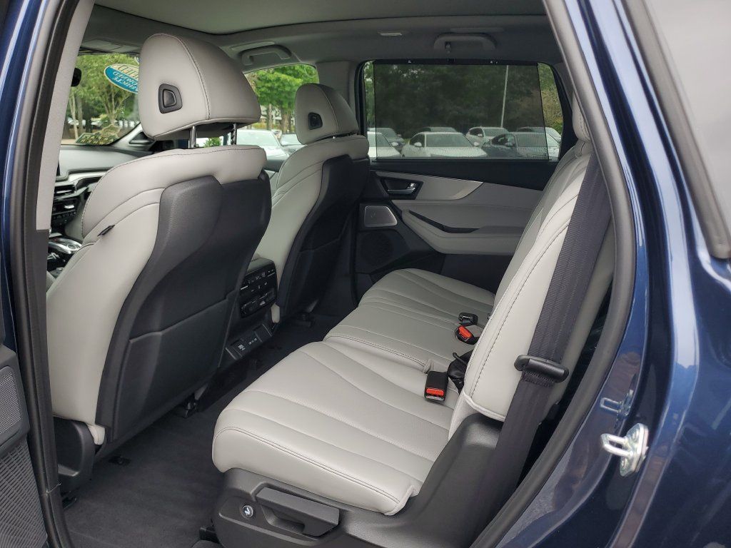 Certified 2026 Acura MDX w/ Technology Package FWD image 13