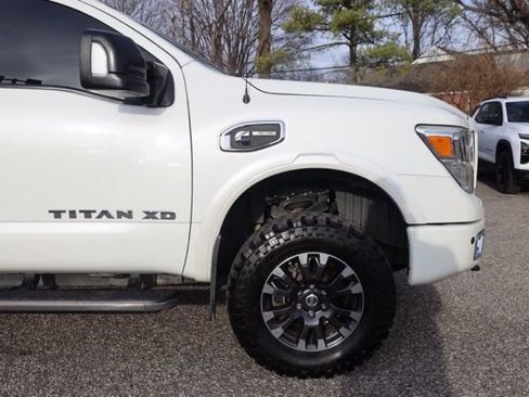 Used 2018 Nissan Titan PRO-4X w/ Pro-4x Convenience Package image 13