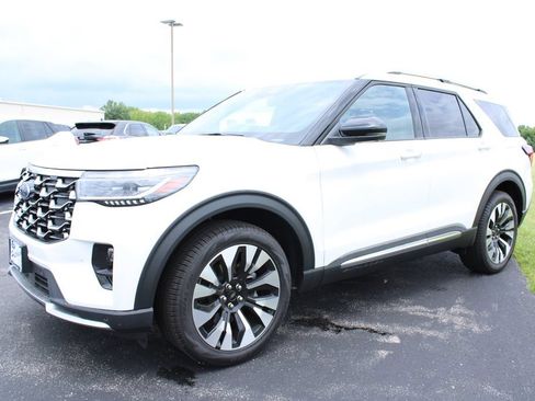 New 2026 Ford Explorer Platinum w/ LUX Leather Package AWD/4WD image 3