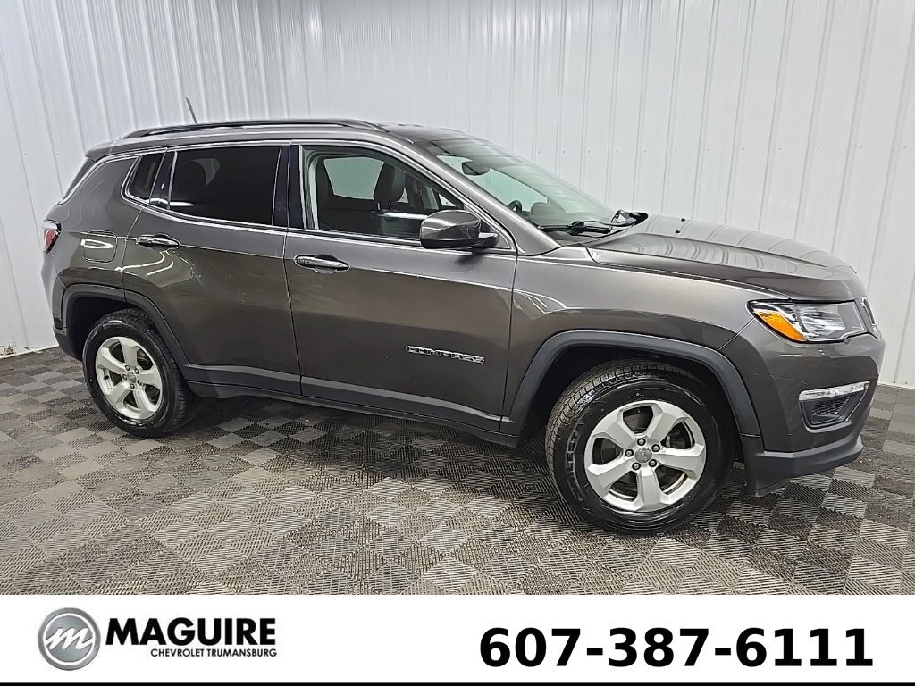 Used 2019 Jeep Compass Latitude AWD/4WD image 1