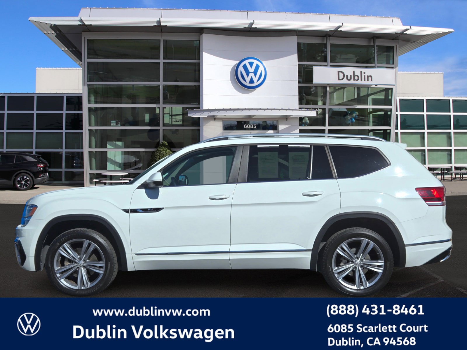 Used 2018 Volkswagen Atlas SE w/ R-Line Package AWD/4WD image 7