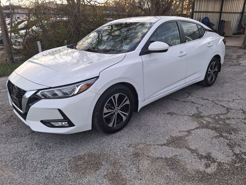 Used 2022 Nissan Sentra SV w/ Trunk Package image 3