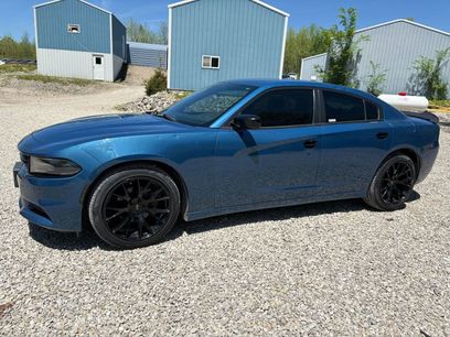 Used 2020 Dodge Charger SXT w/ Blacktop Package