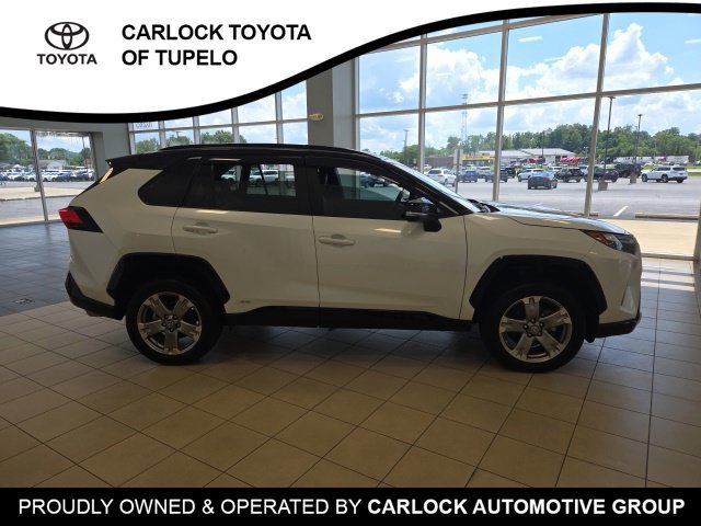 Used 2023 Toyota RAV4 XSE w/ XSE Grade Weather Package AWD/4WD image 9