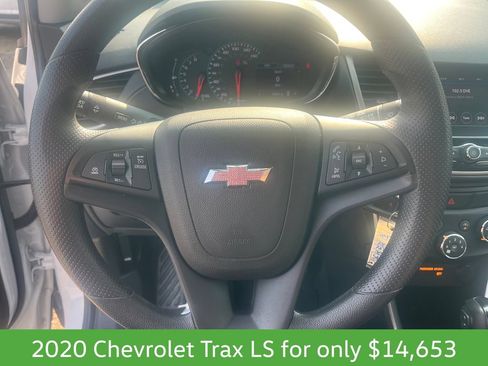 Used 2020 Chevrolet Trax LS w/ Tint and Cruise Package AWD/4WD image 14