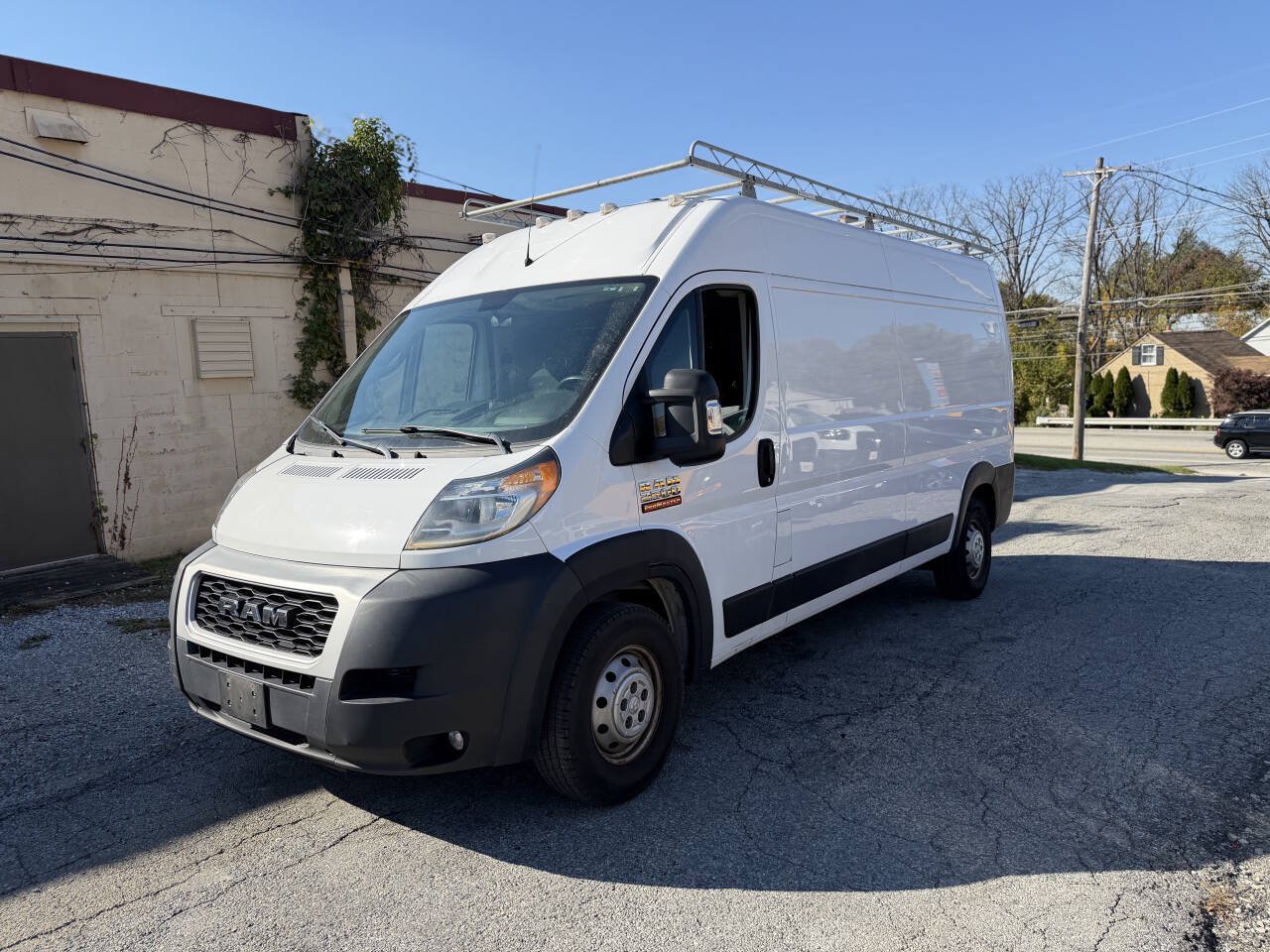 Used 2021 RAM ProMaster 2500 w/ Convenience Group FWD image 2