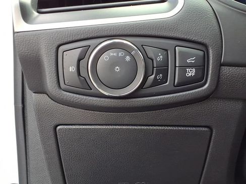 Used 2024 Ford Edge SEL w/ Convenience Package AWD/4WD image 19