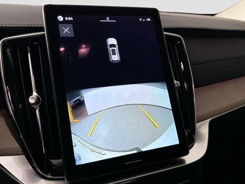 New 2026 Volvo XC90 B5 Core AWD/4WD image 14