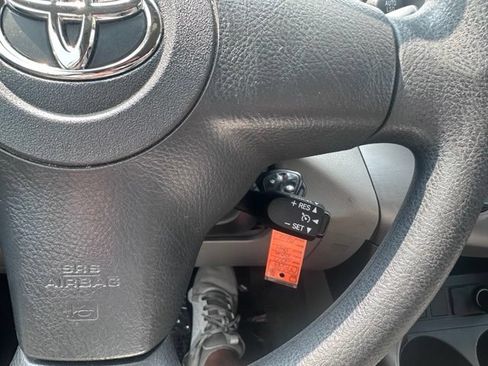 Used 2007 Toyota RAV4 2WD image 22