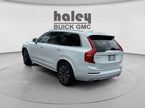 Used 2020 Volvo XC90 T5 Momentum w/ Protection Package Premier AWD/4WD image 3