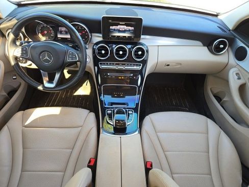 Used 2016 Mercedes-Benz C 300 Sedan image 11