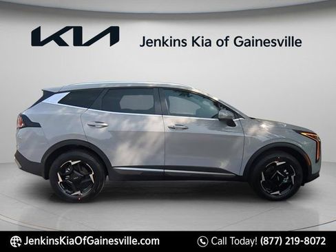 New 2026 Kia Sportage EX image 2