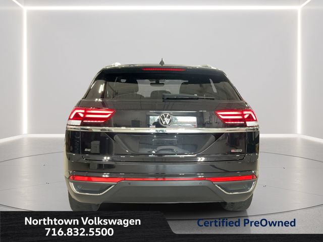 Certified 2022 Volkswagen Atlas Cross Sport SE AWD/4WD image 4