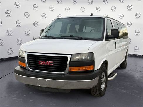 Used 2016 GMC Savana 3500 LT w/ LT Preferred Equipment Group image 1