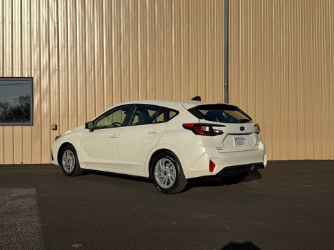 Used 2024 Subaru Impreza 2.0i image 6