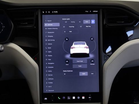 Used 2018 Tesla Model X 100D AWD/4WD image 33