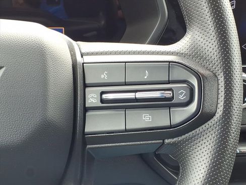 Used 2024 Chevrolet Colorado W/T image 21