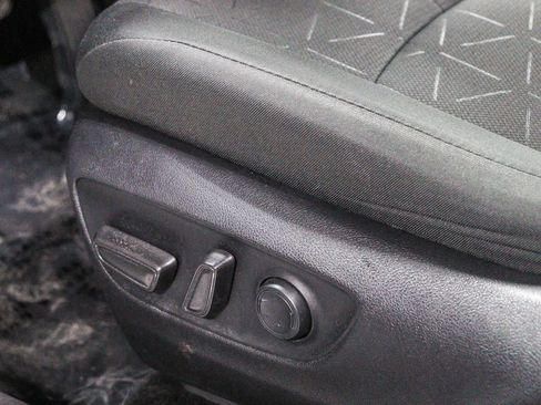 Certified 2022 Toyota RAV4 XLE w/ Convenience Package FWD image 22