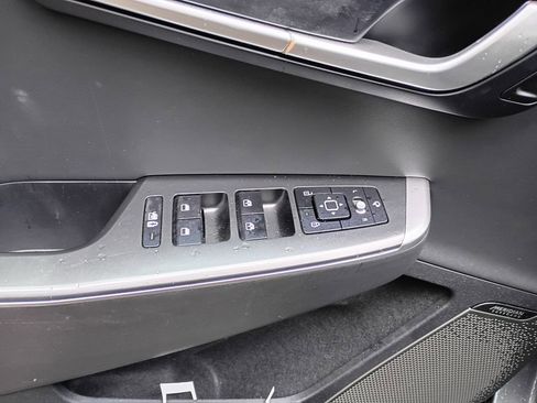 Used 2023 Kia EV6 Wind w/ Wind Technology Package AWD/4WD image 13