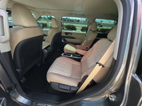 Used 2025 Nissan Armada Platinum Reserve RWD image 25