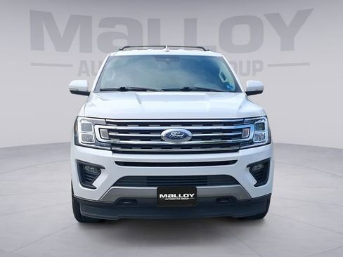 Used 2020 Ford Expedition XLT w/ Equipment Group 202A AWD/4WD image 8
