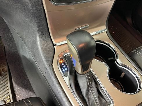 Used 2017 Jeep Grand Cherokee Limited w/ Luxury Group II image 9