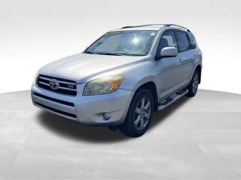 Used 2008 Toyota RAV4 Limited w/ Tow Prep Pkg AWD/4WD image 3