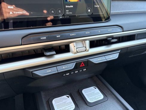 New 2027 Kia Telluride S image 33