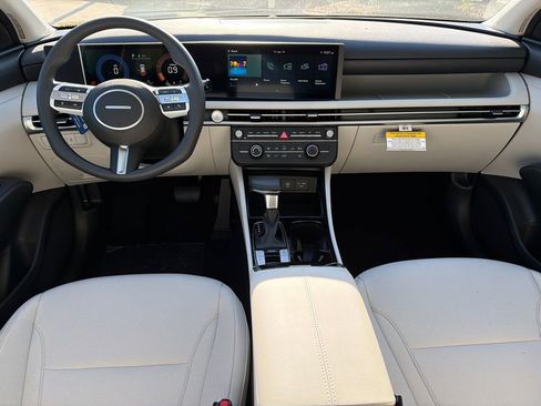 New 2026 Hyundai Tucson SE image 22