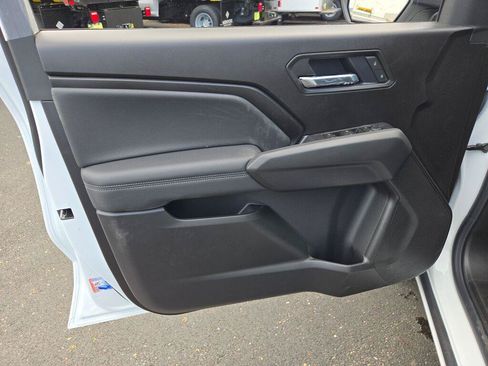 New 2026 Chevrolet Colorado LT w/ LT Convenience Package AWD/4WD image 23