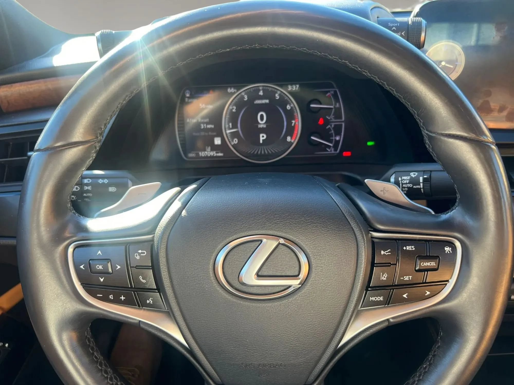 Used 2022 Lexus ES 350 w/ Premium Package FWD image 18