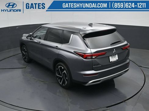 Used 2023 Mitsubishi Outlander SE FWD image 56