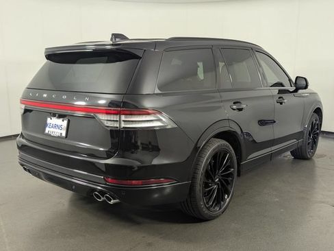 Used 2025 Lincoln Aviator Reserve w/ Equipment Group 201A AWD/4WD image 7