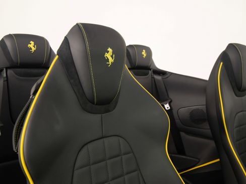 Certified 2026 Ferrari Roma Spider RWD image 29