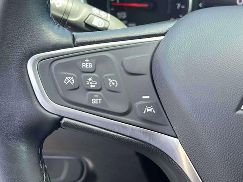 Used 2023 Chevrolet Traverse LT AWD/4WD image 24