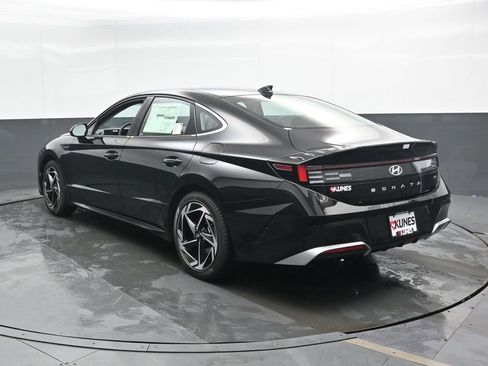 New 2026 Hyundai Sonata SEL AWD/4WD image 10